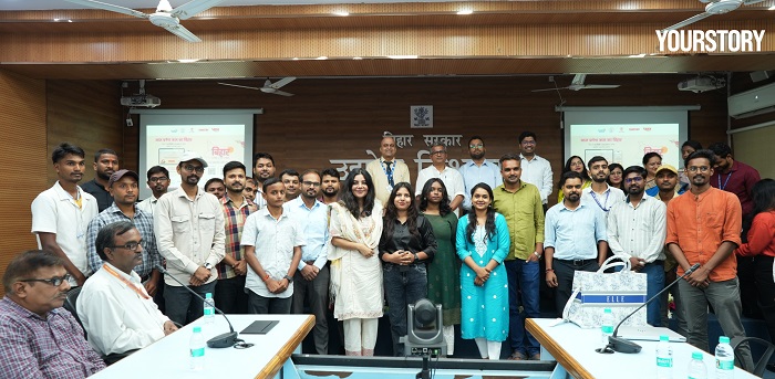 Shri Nitish Mishra, Hon?ble Minister, Department of Industries;  Sri Mukul Kumar Gupta, IAS, Director (Industries) ; Sri Nikhil Dhanraj Nippanikar, IAS, Director (Food Processing); Prof. Rana Singh, Director, CIMP and Shradha Sharma, Founder & CEO of YourStory and The Bharat Project, joined Startup E-Cell members and aspiring entrepreneurs at the official launch of the Bihar Idea Festival portal at Vikas Bhawan, Patna.