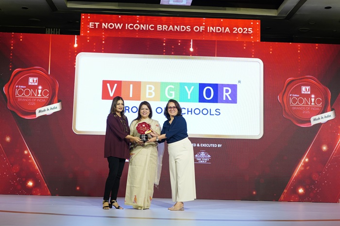 Ms. Kavita Kerawalla Vice chairperson VIBGYOR Group of Schools at the ET NOW Iconic Brands of 2025 event