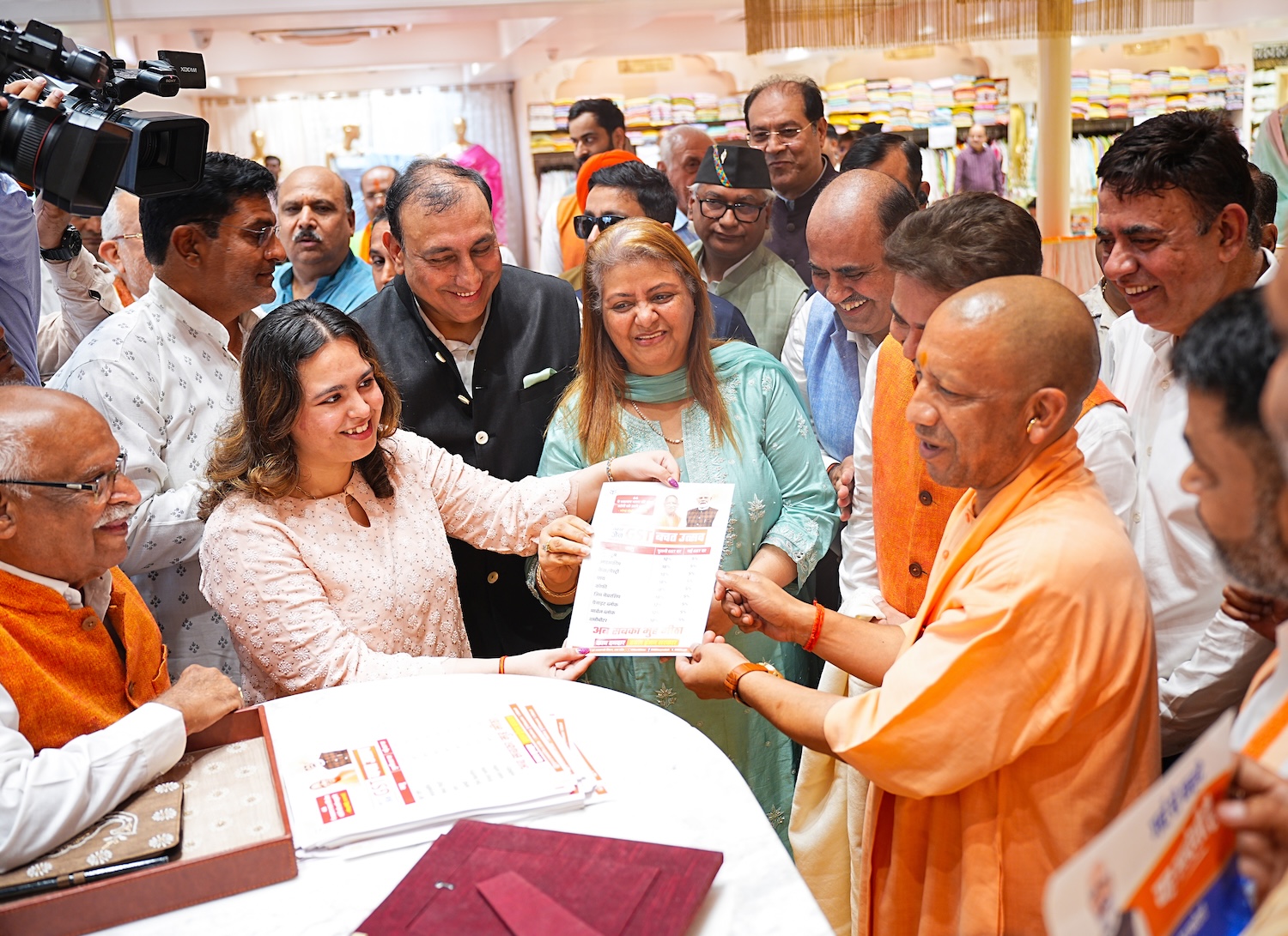 UP CM Yogi Adityanath celebrates Lucknow?s Chikankari at Ada Studio, supporting artisans and heritage