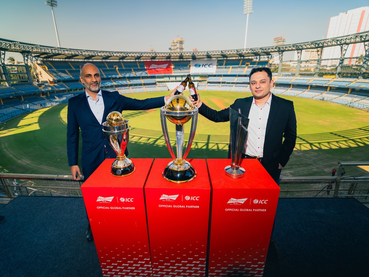 AB InBev and ICC announce a landmark global partnership to elevate the future of cricket fandom Left to Right: Sanjog Gupta, CEO, ICC with Kartikeya Sharma, President, AB InBev India at the Wankhede Stadium in Mumbai