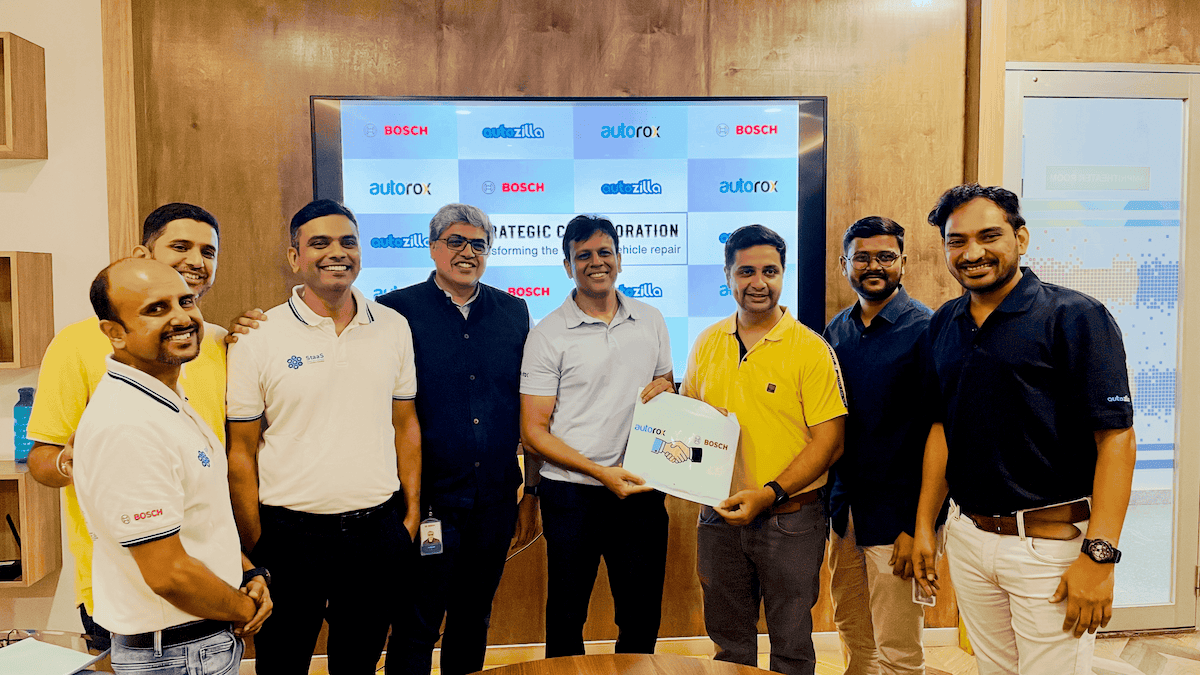 From left to right ? Avinash Girish (Bosch MPS), Sriram G. (Bosch MPS), Srikanth K. (Bosch MPS), Prashanth A. (Bosch MPS), Vijay Gummadi (Autorox), Nitin Biyala (Bosch MPS), Ravi Teja Lanka (Autorox), and Suresh Bhupathi (Autorox).