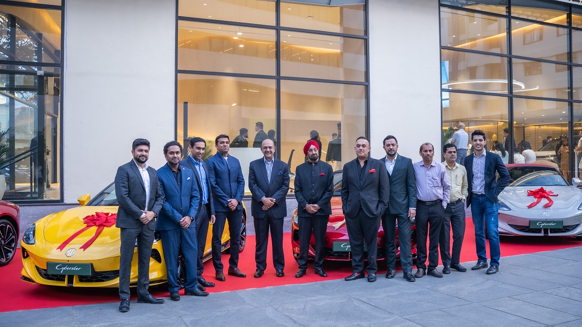 MG SELECT Aiconic Automobile Inauguration