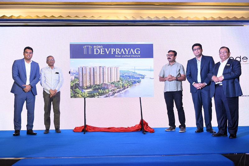 From left to right: Mr. Arya Sumant, Managing Director, Eden Realty Group, Ar. Malay Ghosh, Principal Architect, Ar. Dwaipayan Bhattacharya, Landscape Architect, Mr. Kumar Satyaki, Joint Managing Director, Eden Realty Group and Mr. Biswadeep Gupta, Director Marketing, Eden Realty Group  at the launch of ?Eden Devprayag?, Eden Realty Group?s first premium river-crafted luxury living development in Kolkata. 